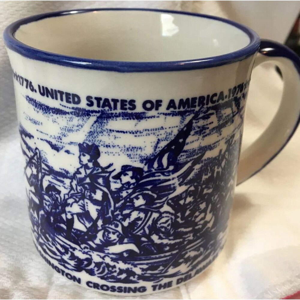Washington Crossing The Delaware. Bicentennial 1776 Coffee Cup. Blue And White